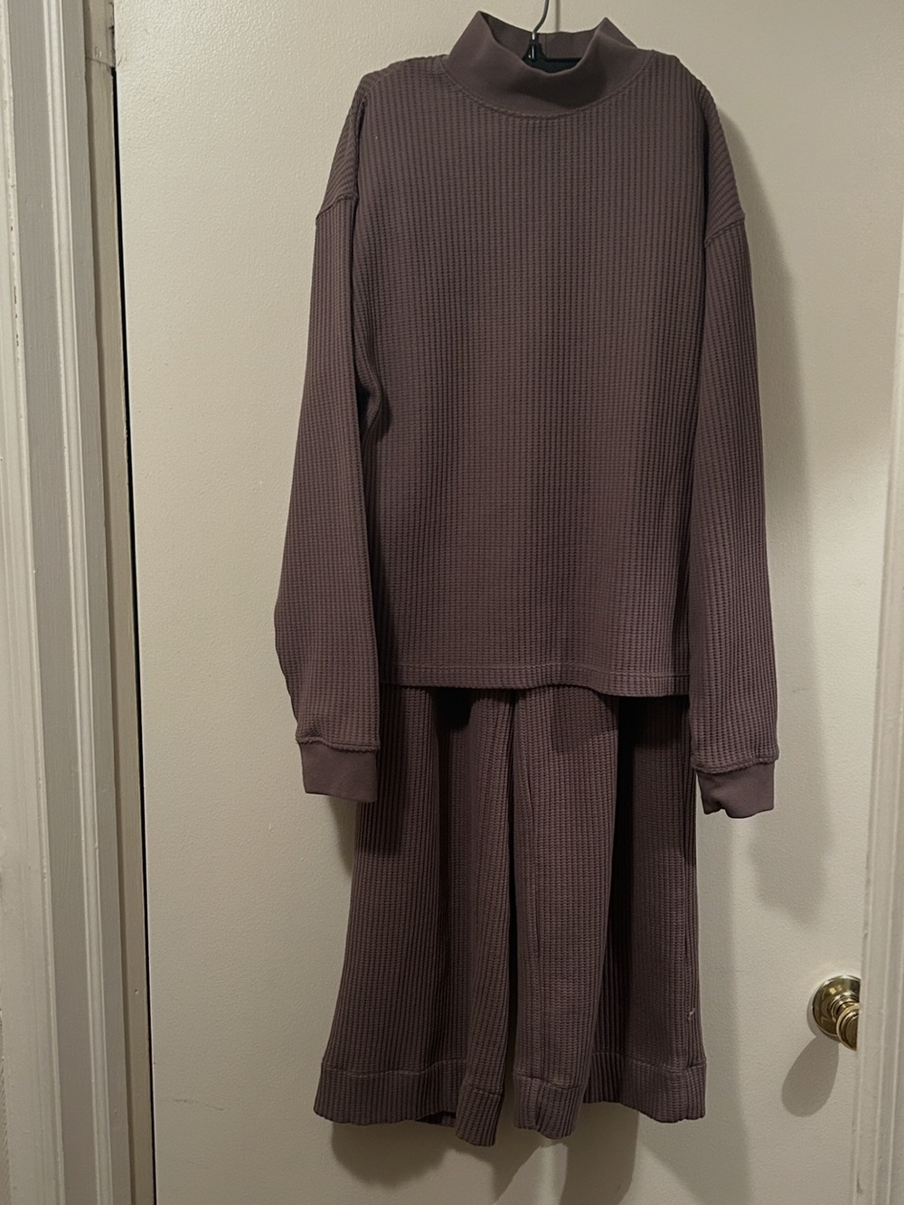 GAP Mauve Waffle-Knit Mock Neck Lounge set
